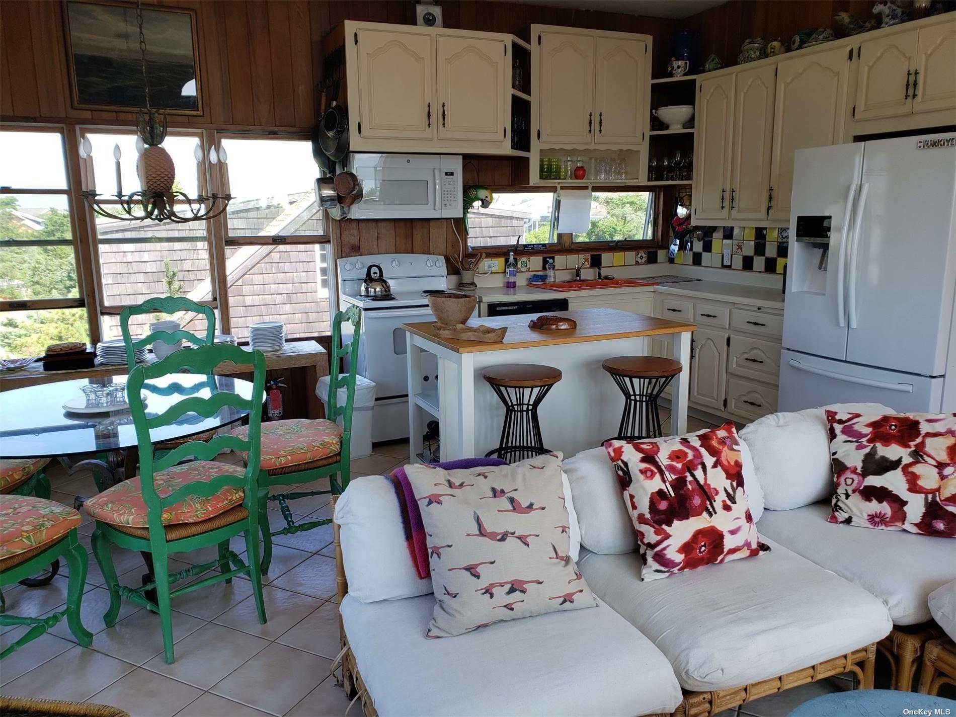 863 Evergreen Walk Property Photo 5
