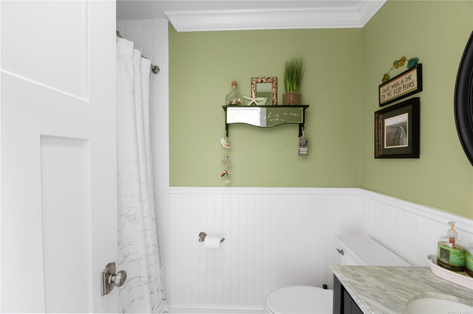 672 Ocean Breeze Property Photo 14