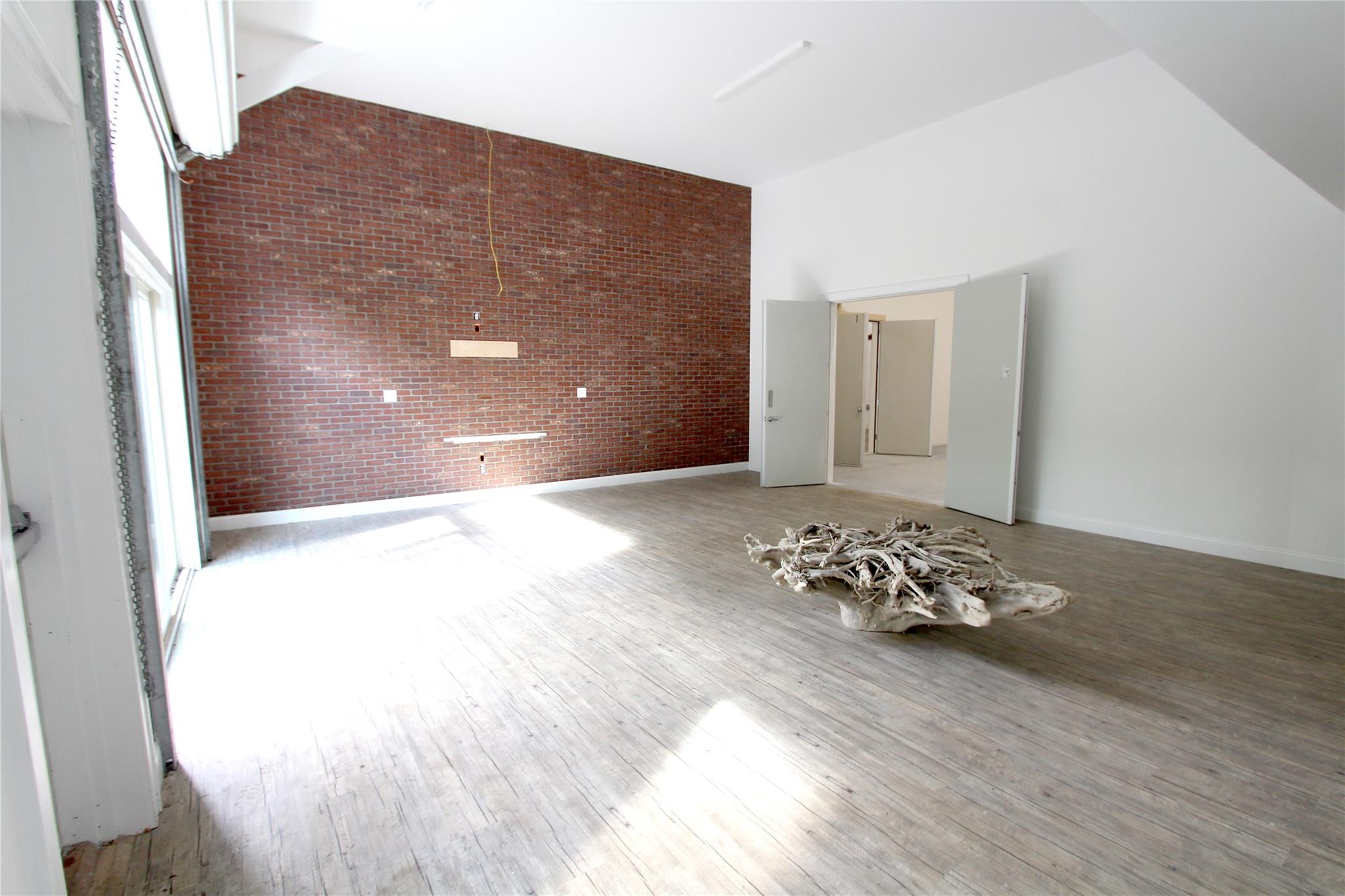 137 Montauk Highway Property Photo 5