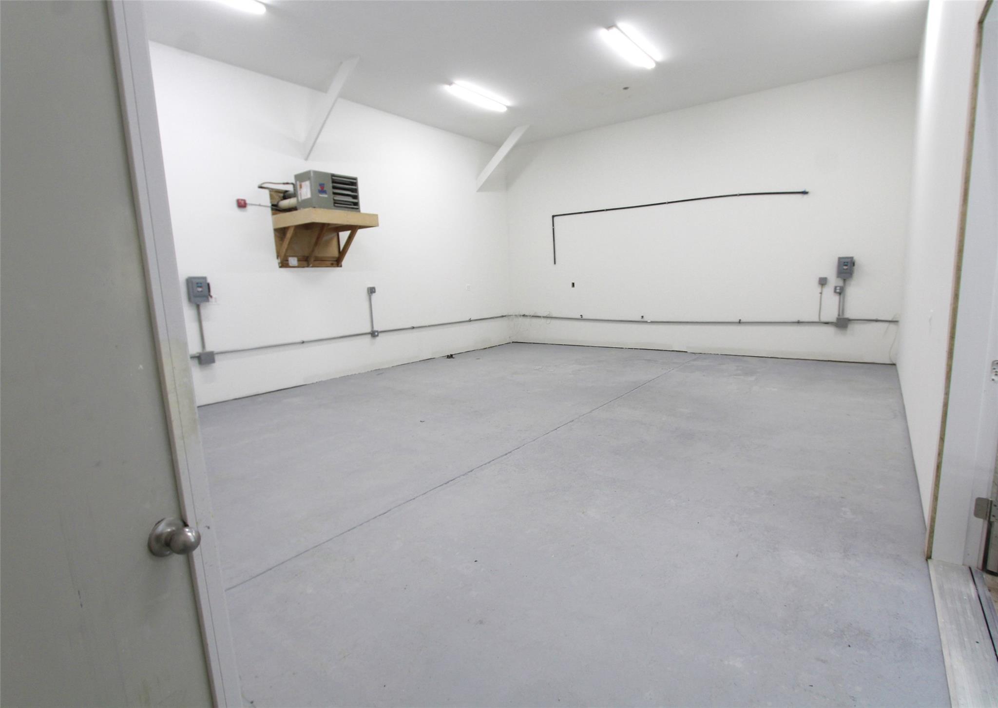 137 Montauk Highway Property Photo 11