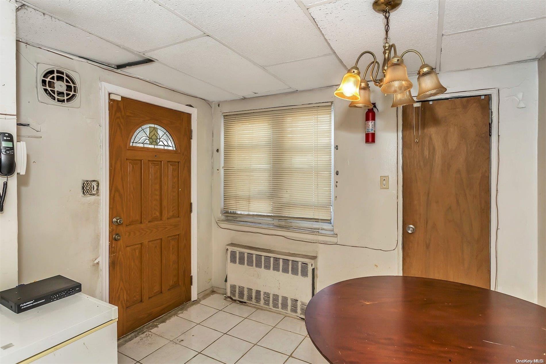1204 E 84th Street Property Photo 4