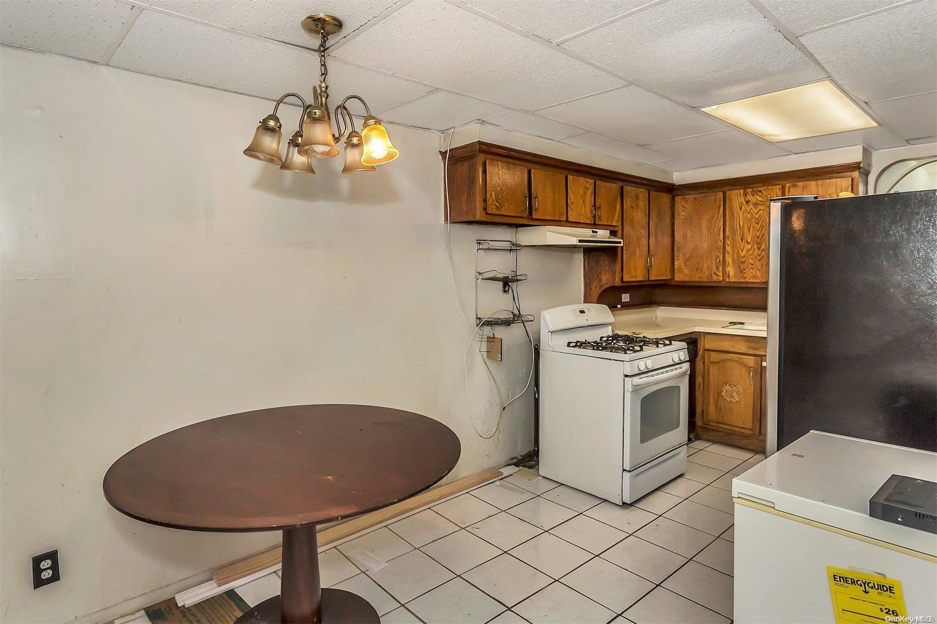 1204 E 84th Street Property Photo 5