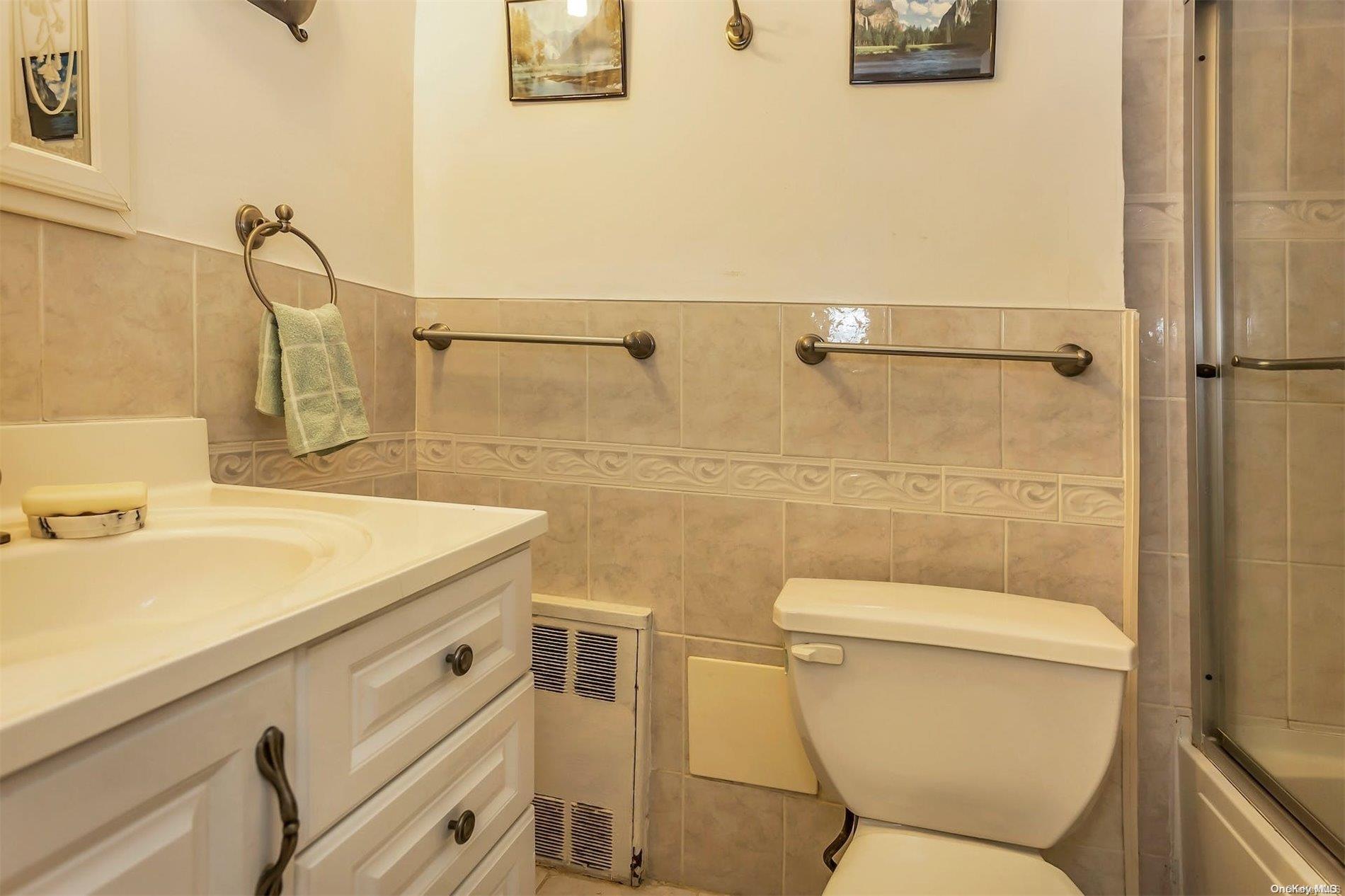 1204 E 84th Street Property Photo 12