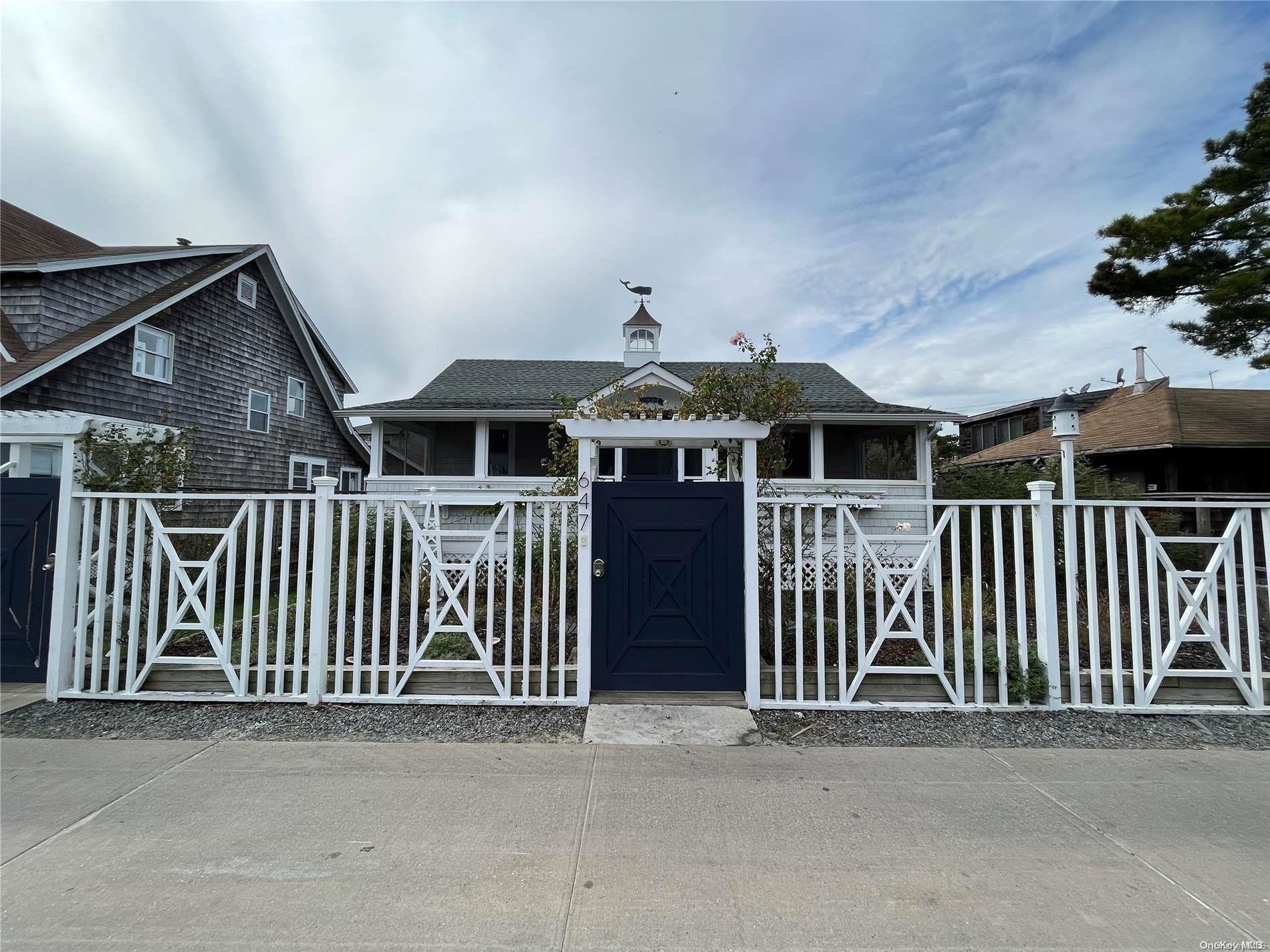 647 Ocean Breeze Property Photo 1