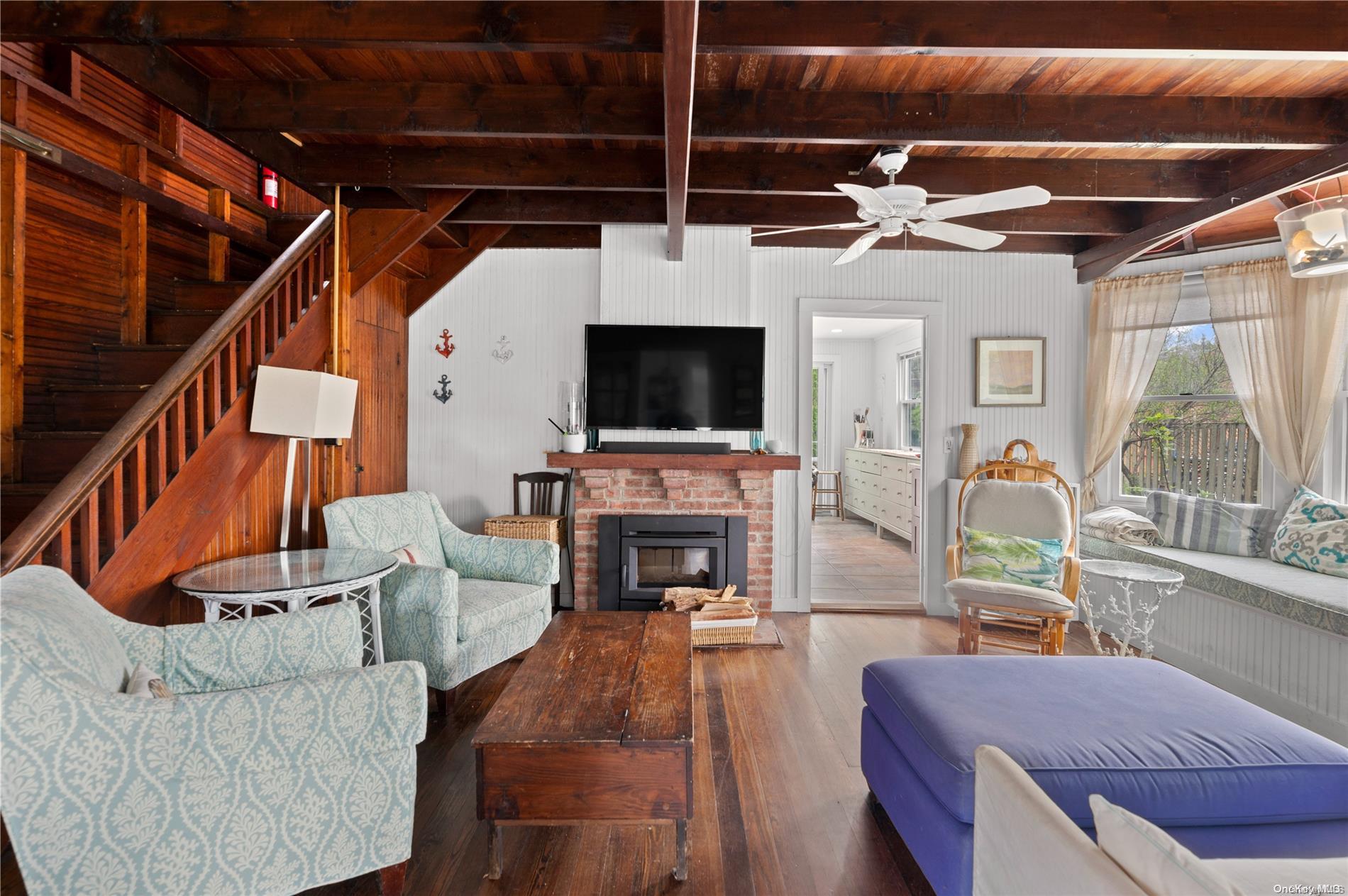 744 Ocean Breeze Walk Property Photo 2