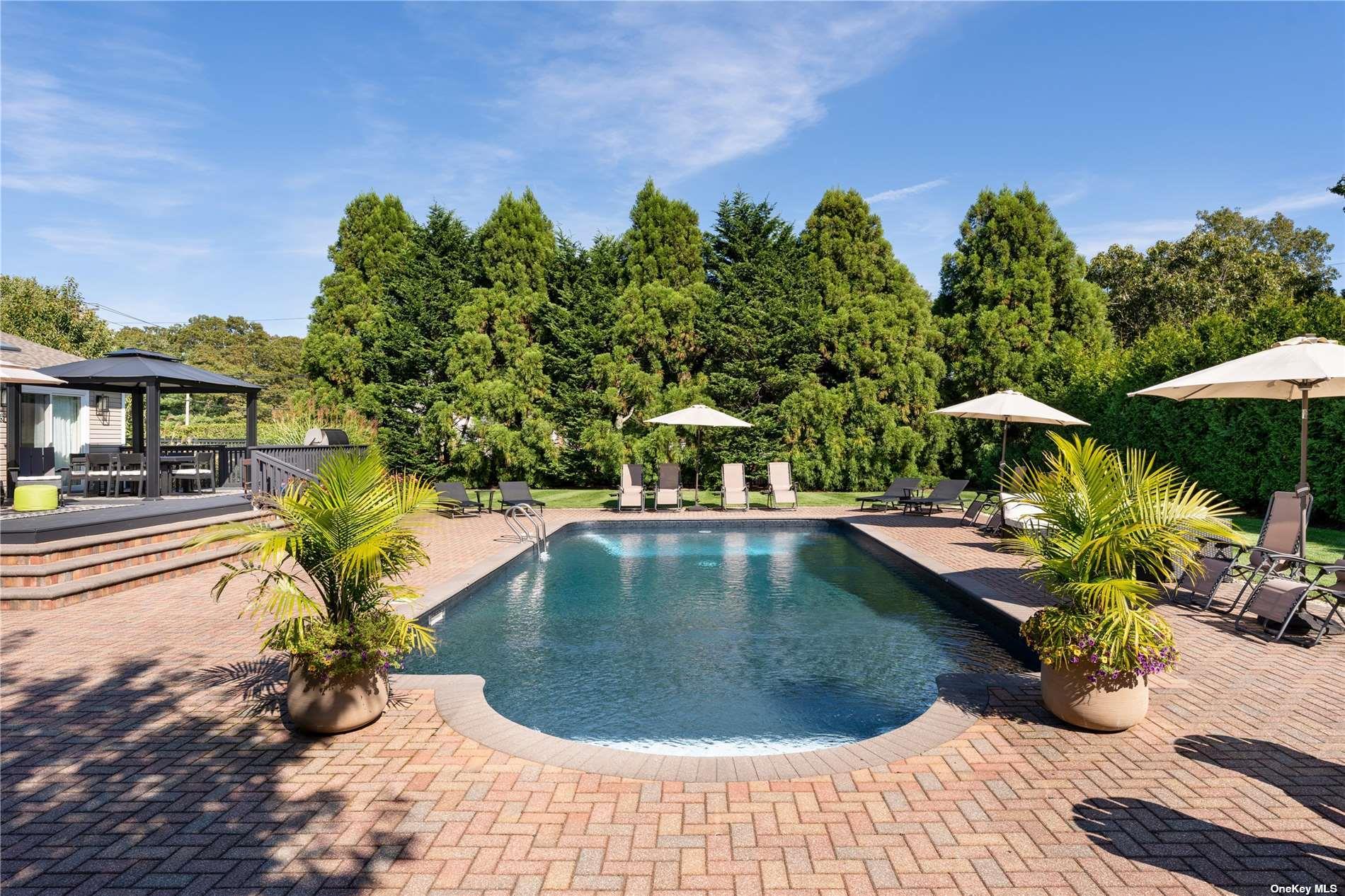 60 Lynncliff Road Property Photo 4