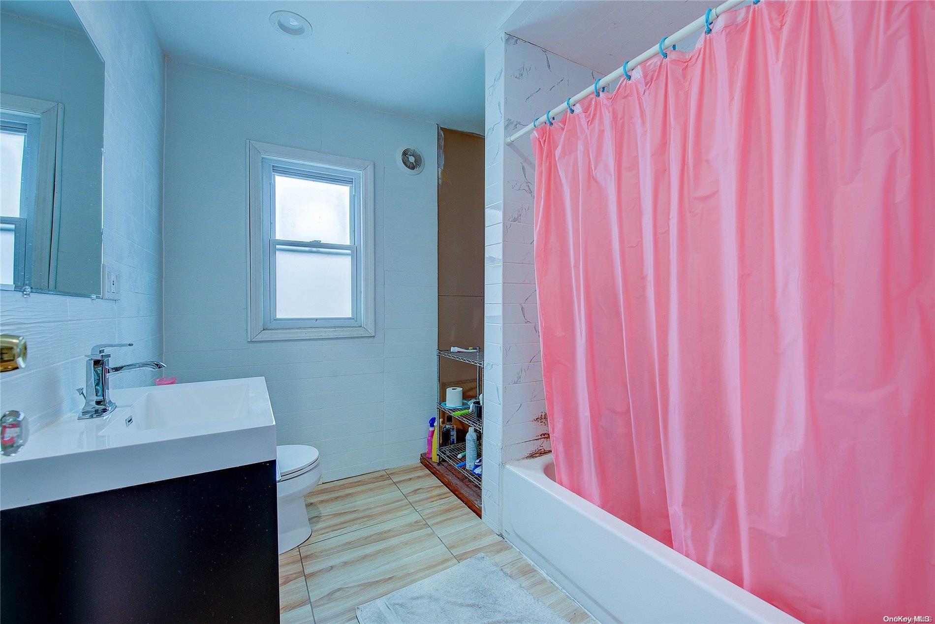 241-34 87th Avenue Property Photo 5