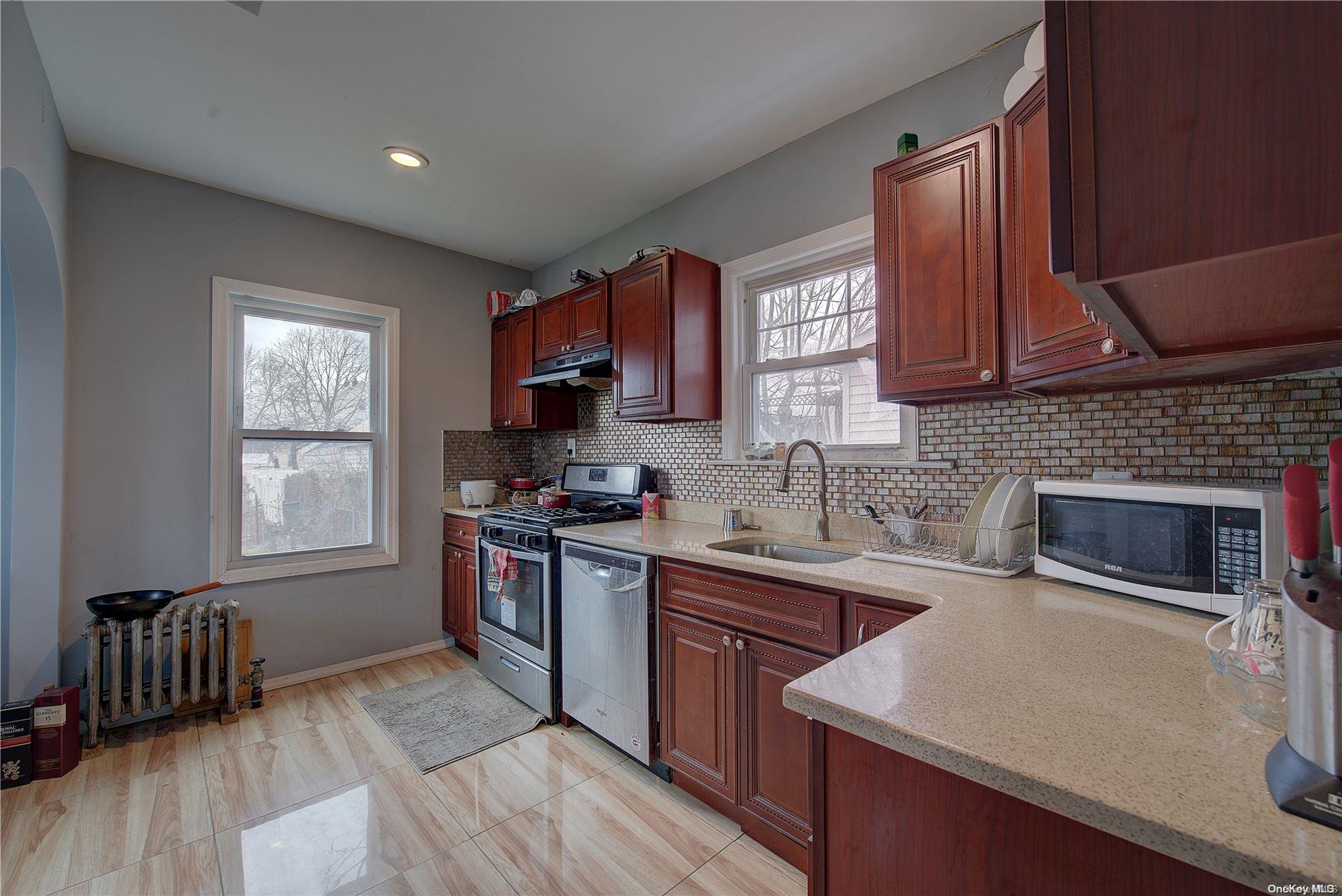241-34 87th Avenue Property Photo 8