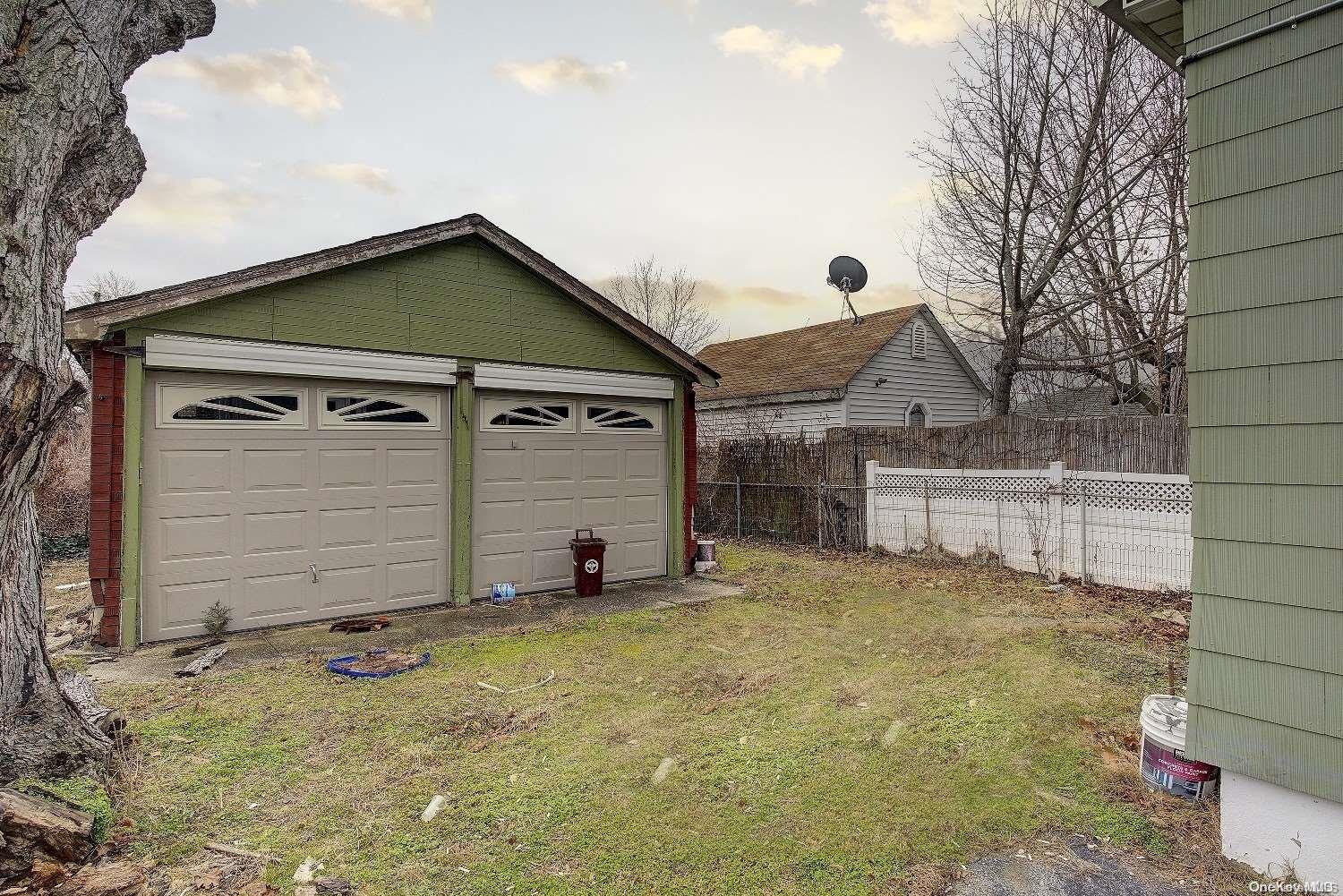 241-34 87th Avenue Property Photo 17