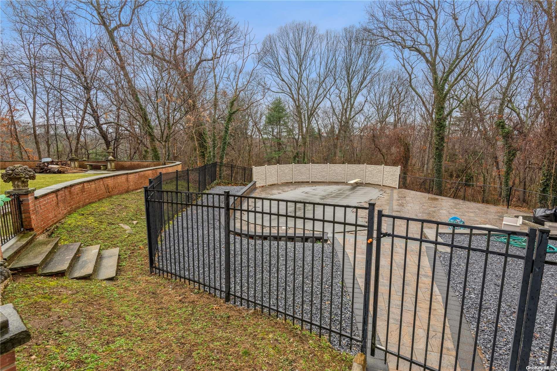 12 Hemlock Court Property Photo 31
