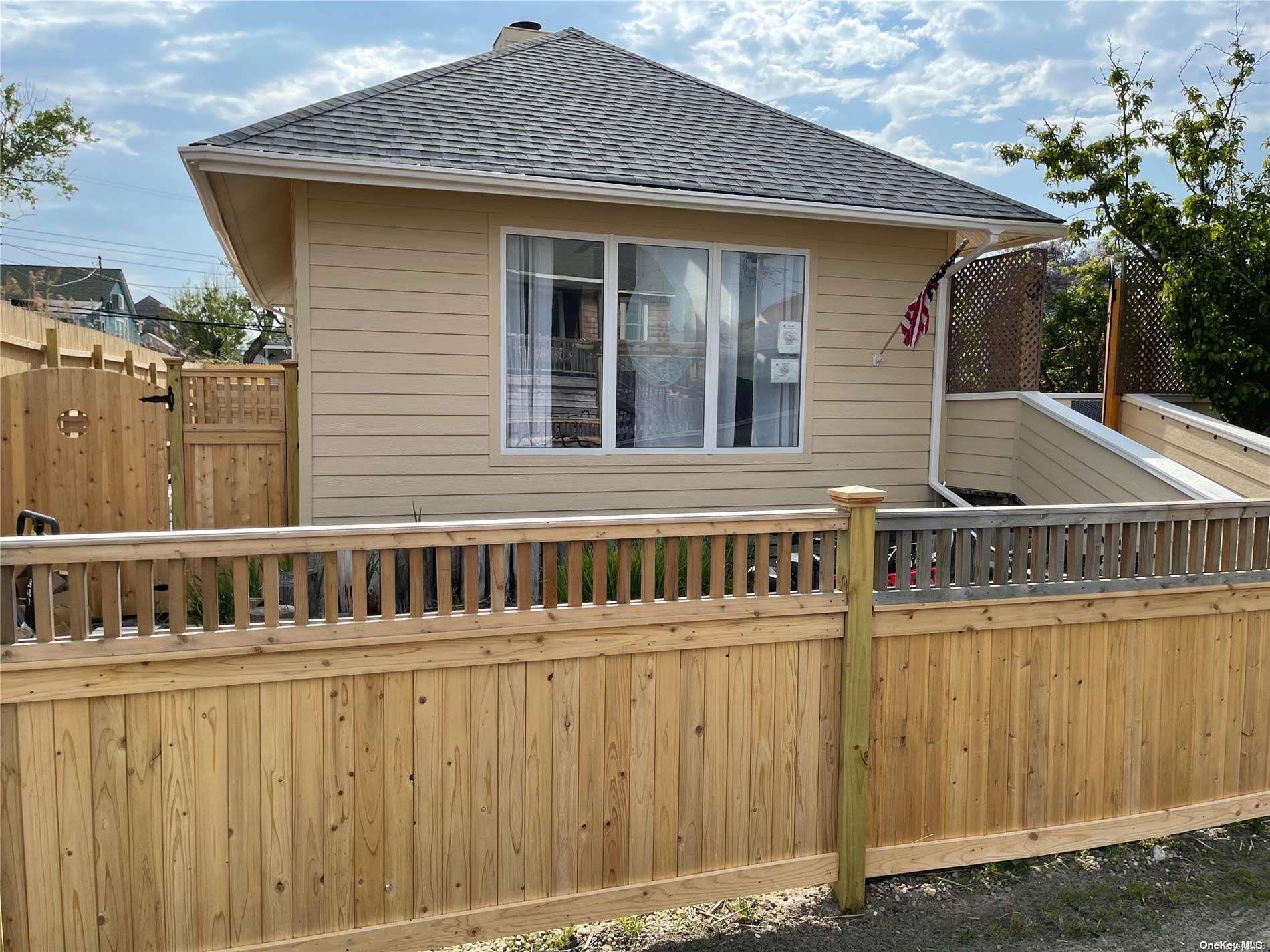 485 Bayberry Walk Property Photo 14