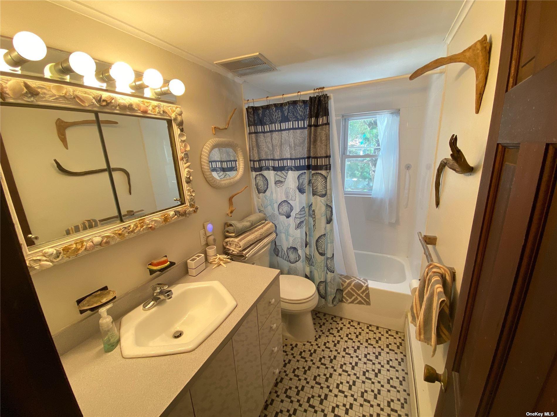 145 Inwood Avenue Property Photo 14