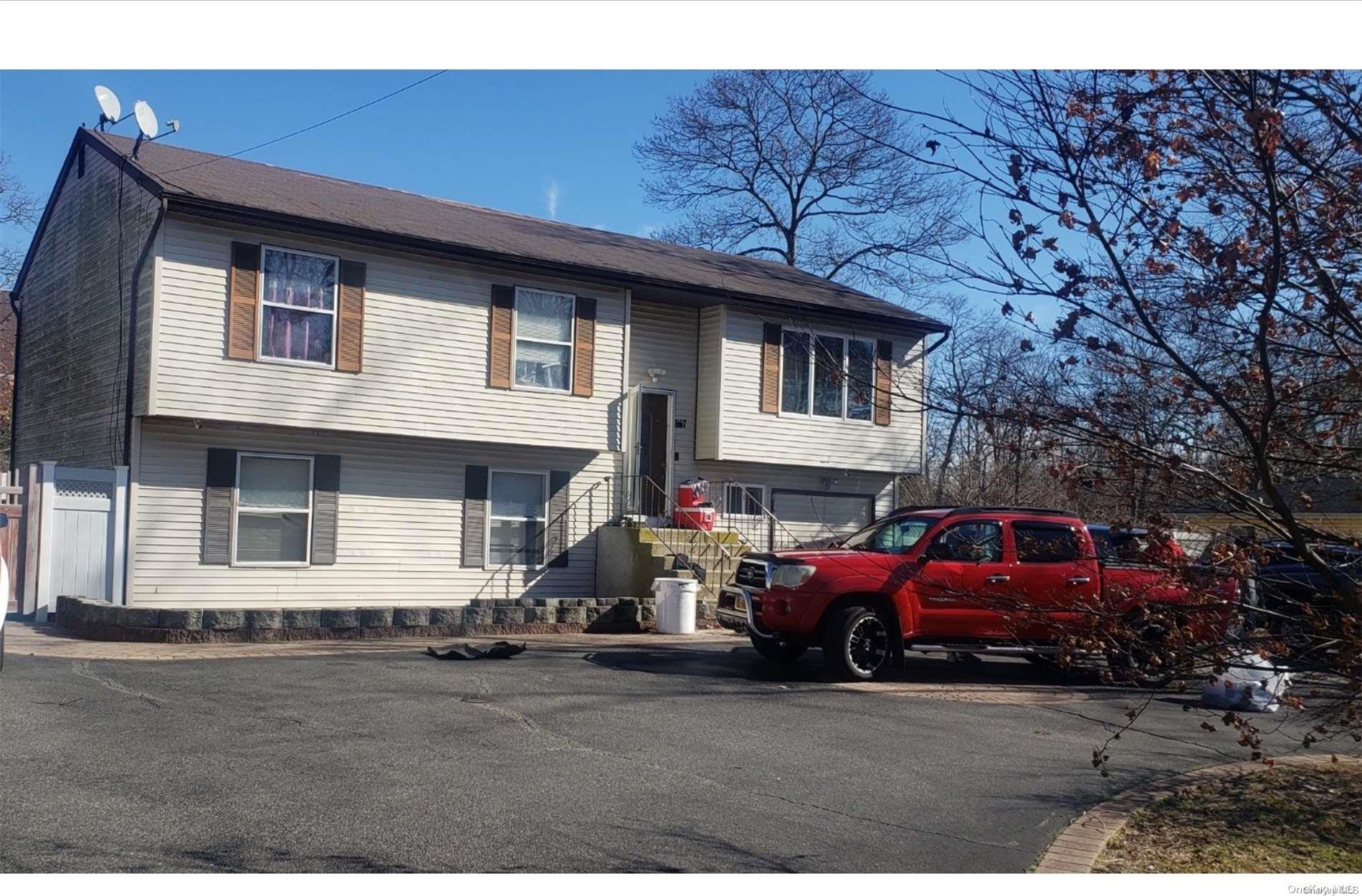 657 Wilson Boulevard Property Photo 1