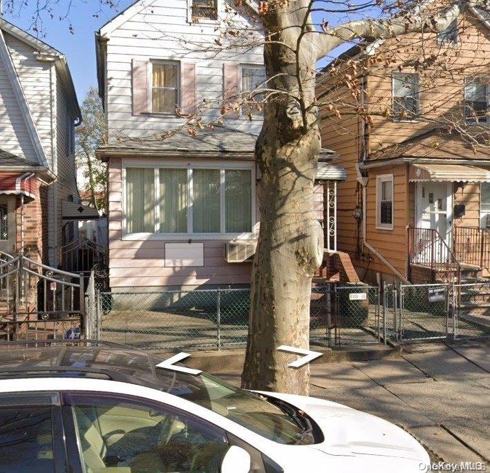 1225 E 88th Street Property Photo 2