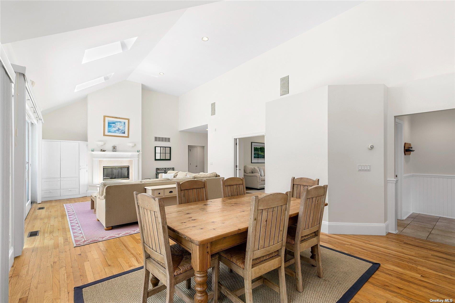 43 Bridle Path Property Photo 4