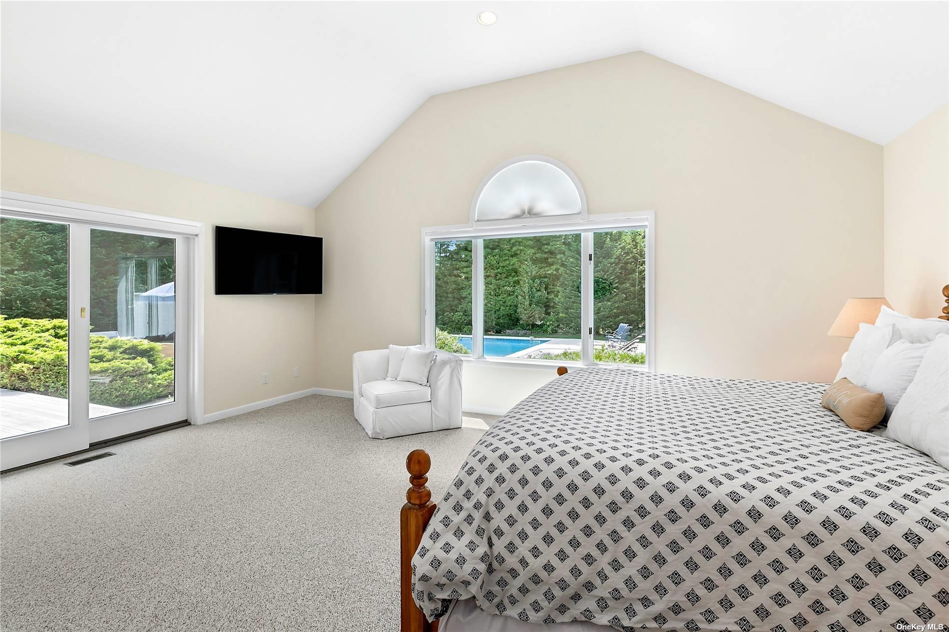 43 Bridle Path Property Photo 7
