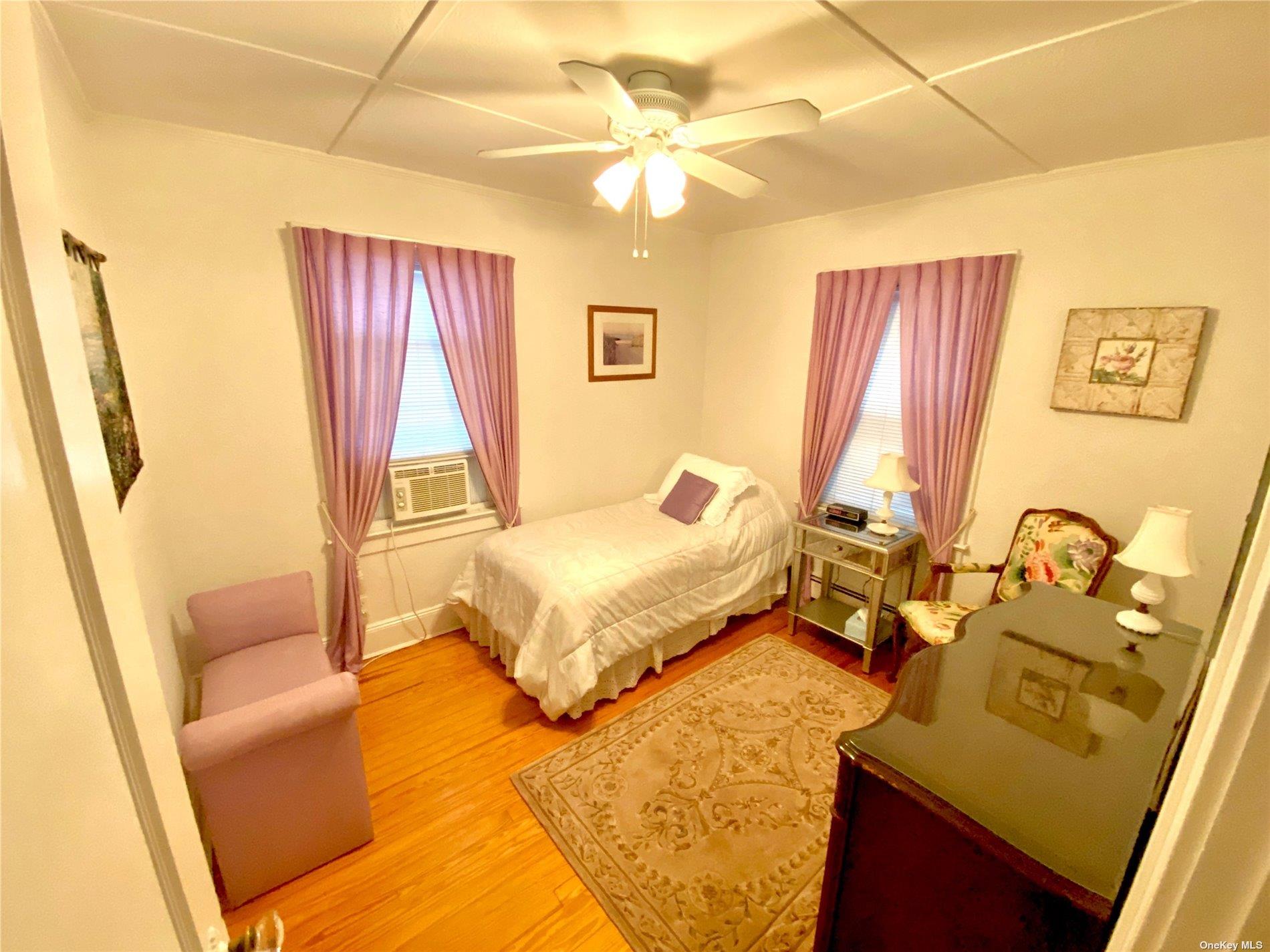 111 Inwood Property Photo 6