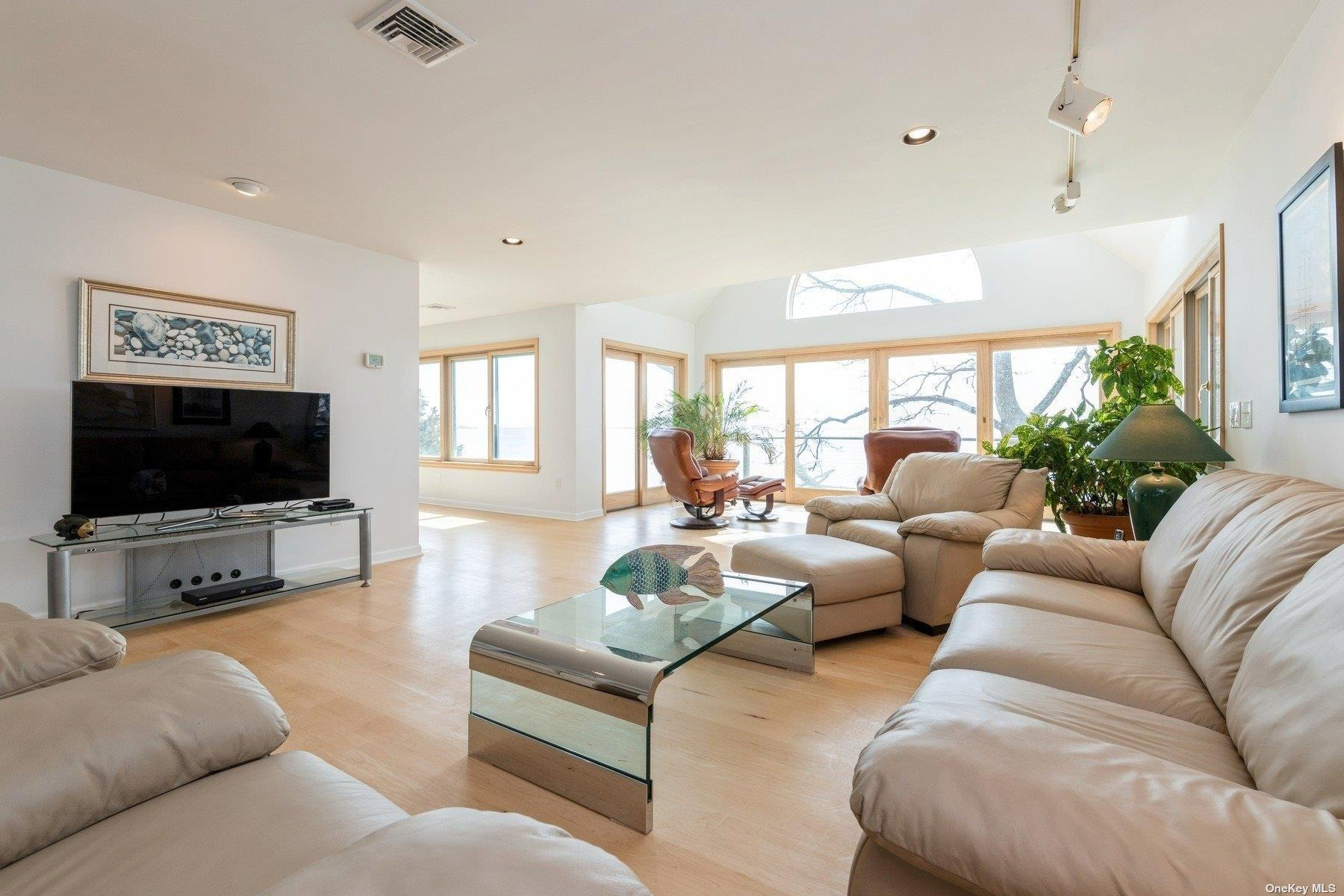 L3471559 Property Photo 15