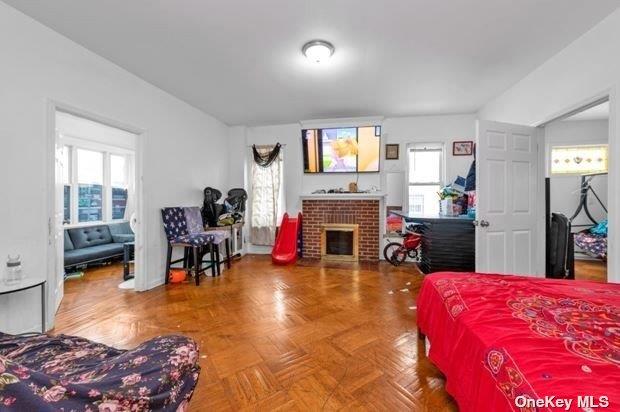 85-38 Homelawn Street Property Photo 9