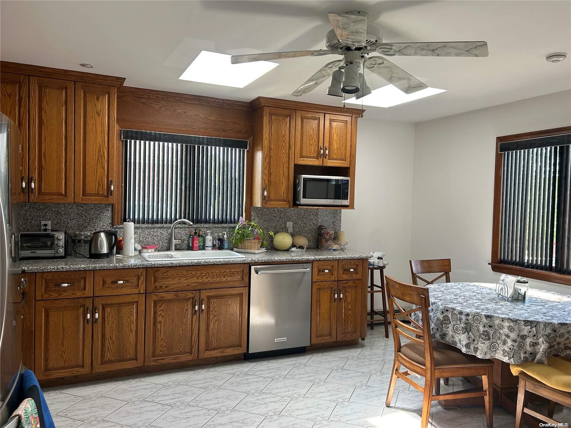24-44 163rd Street Property Photo 3