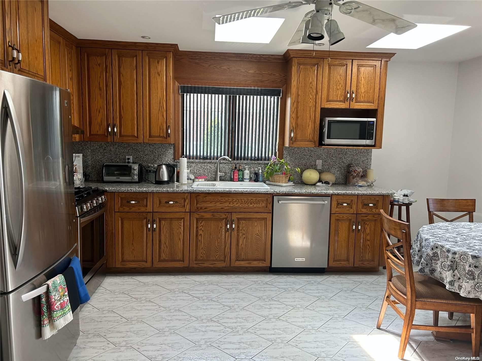 24-44 163rd Street Property Photo 4