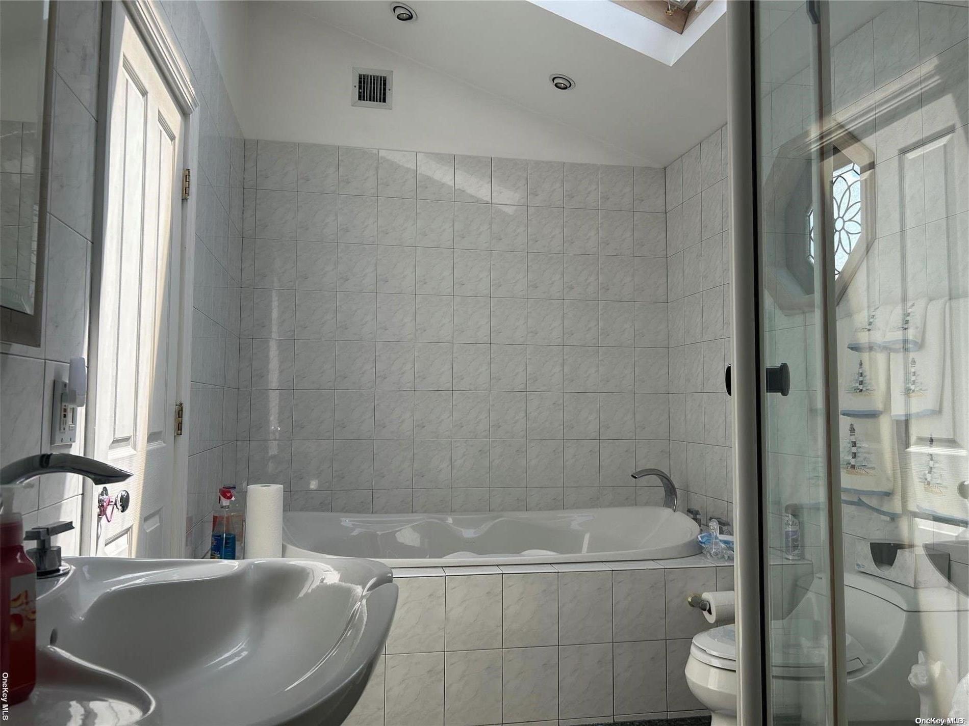 24-44 163rd Street Property Photo 18