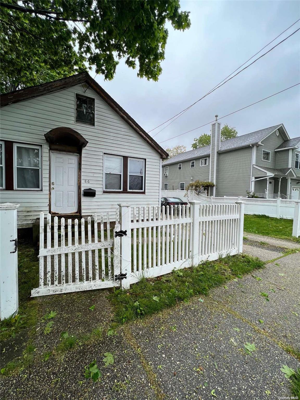 86 Linden Avenue Property Photo 2