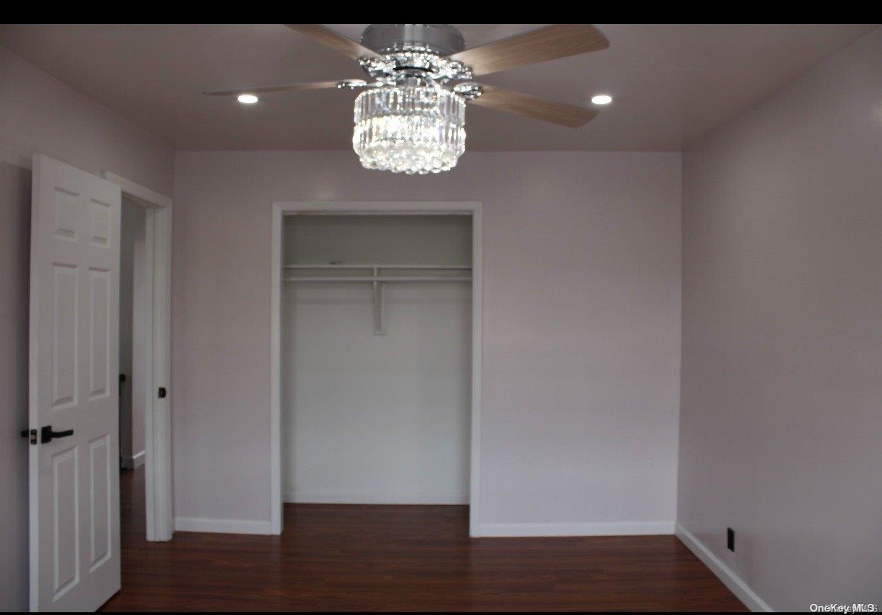 184-15 Henderson Avenue Property Photo 6