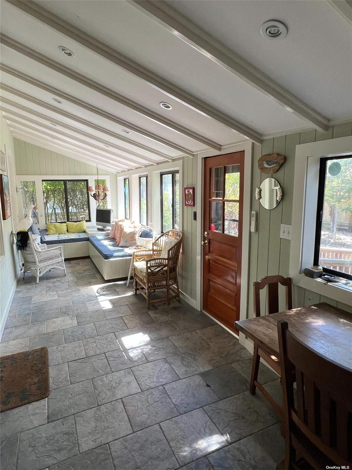 731 Ocean Breeze Walk Property Photo 7