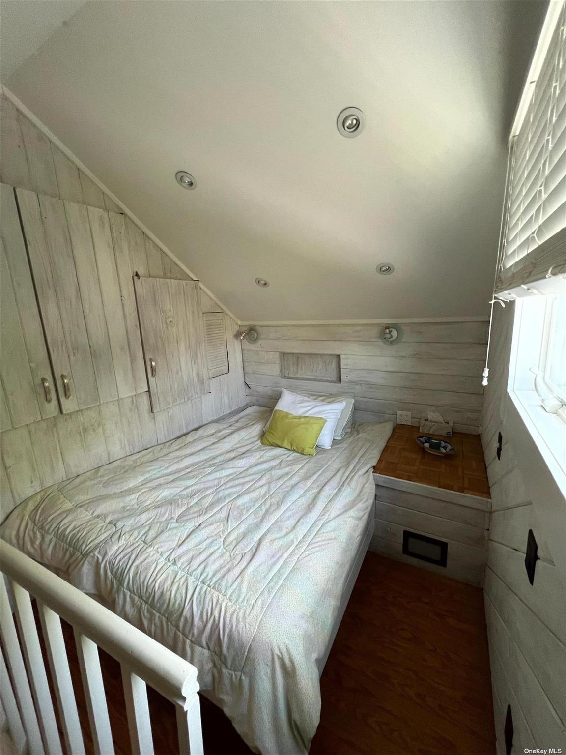 731 Ocean Breeze Walk Property Photo 15