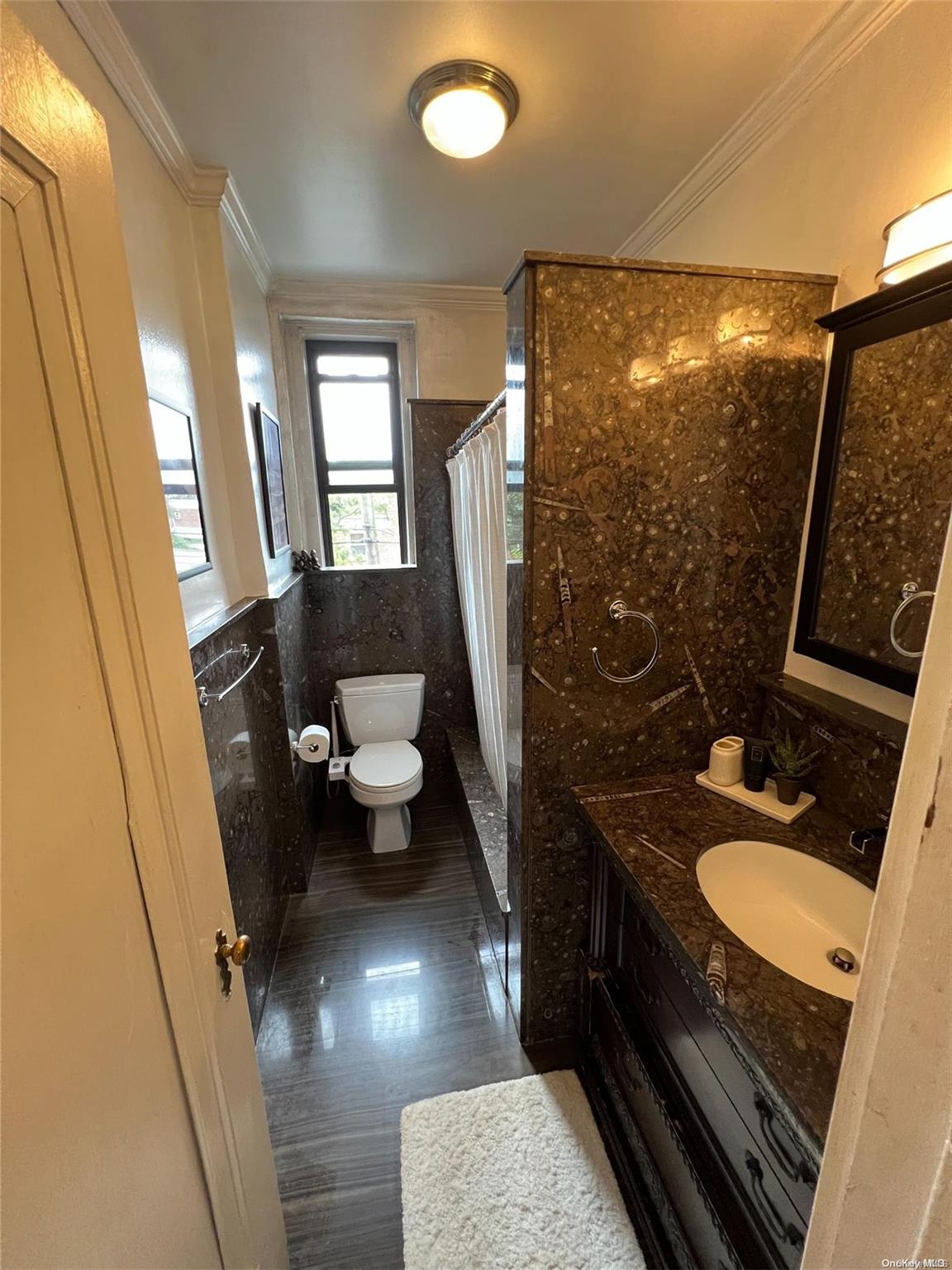 160-15 Powells Cove Boulevard A103 Property Photo 10