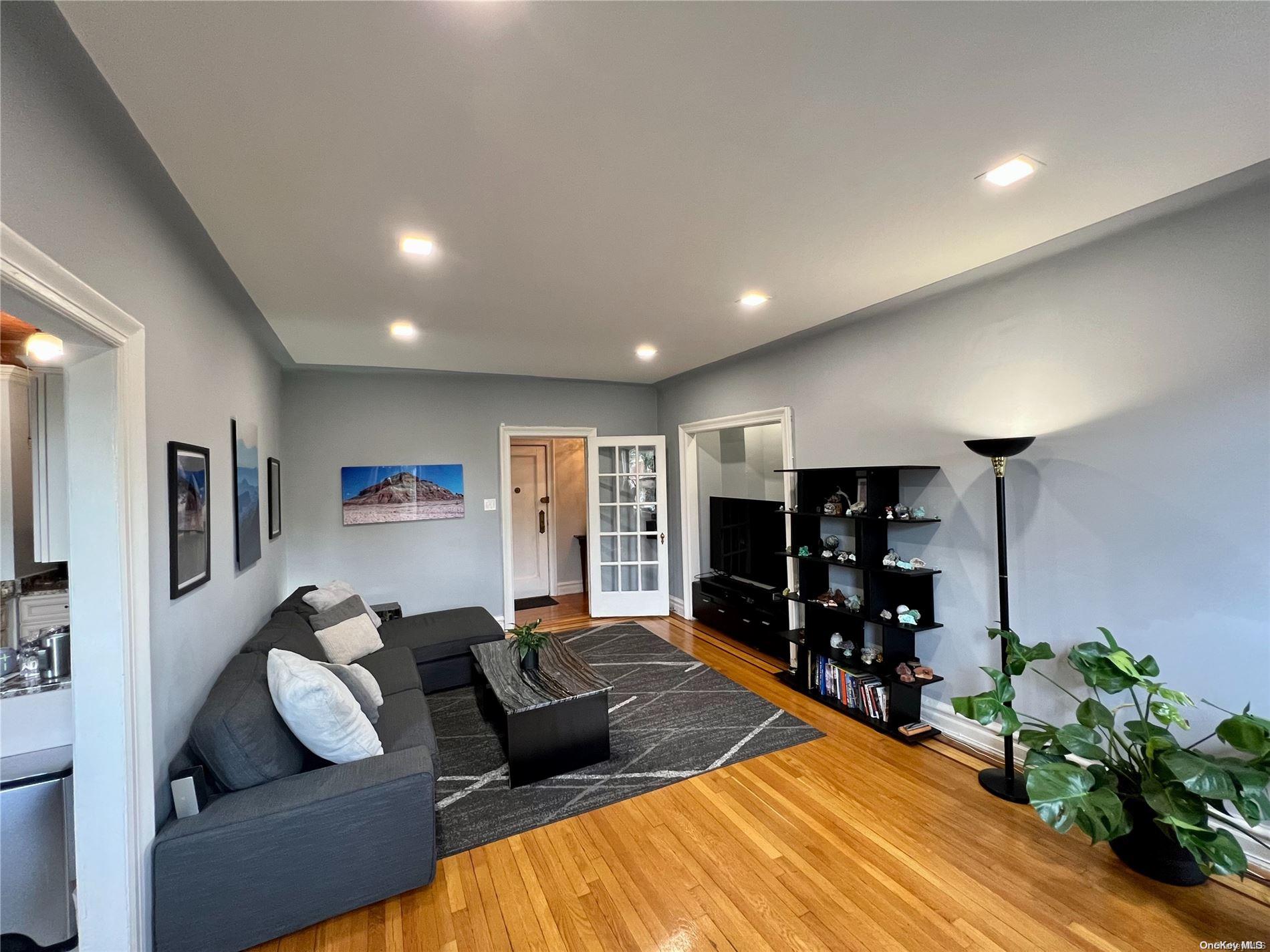 160-15 Powells Cove Boulevard A103 Property Photo 13