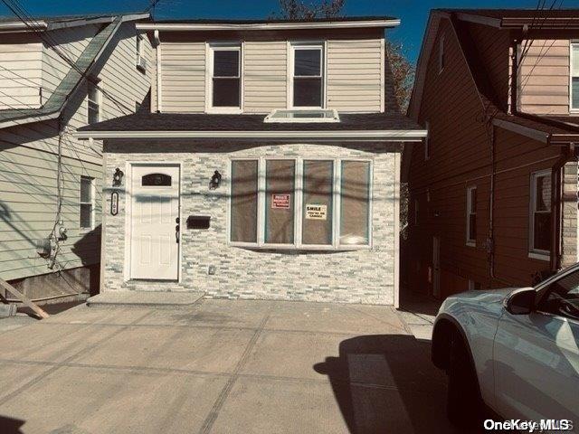 3708 Rombouts Avenue Property Photo