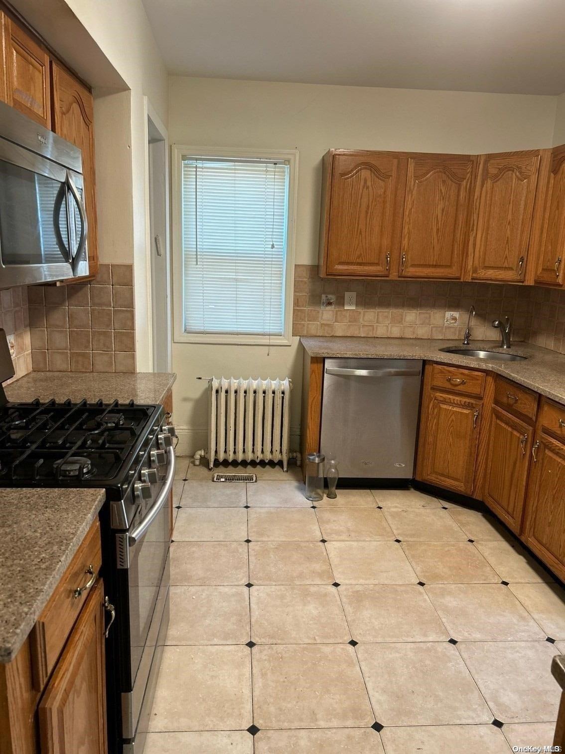 508 Monroe Street Property Photo 8