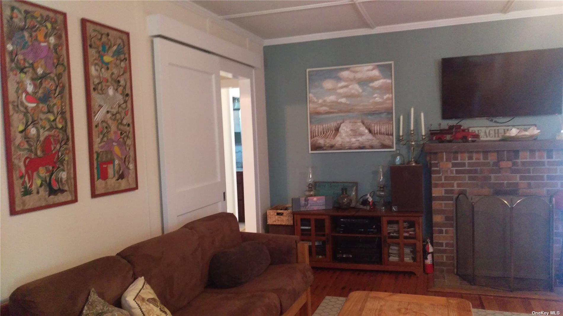 352 Surf Road Property Photo 4