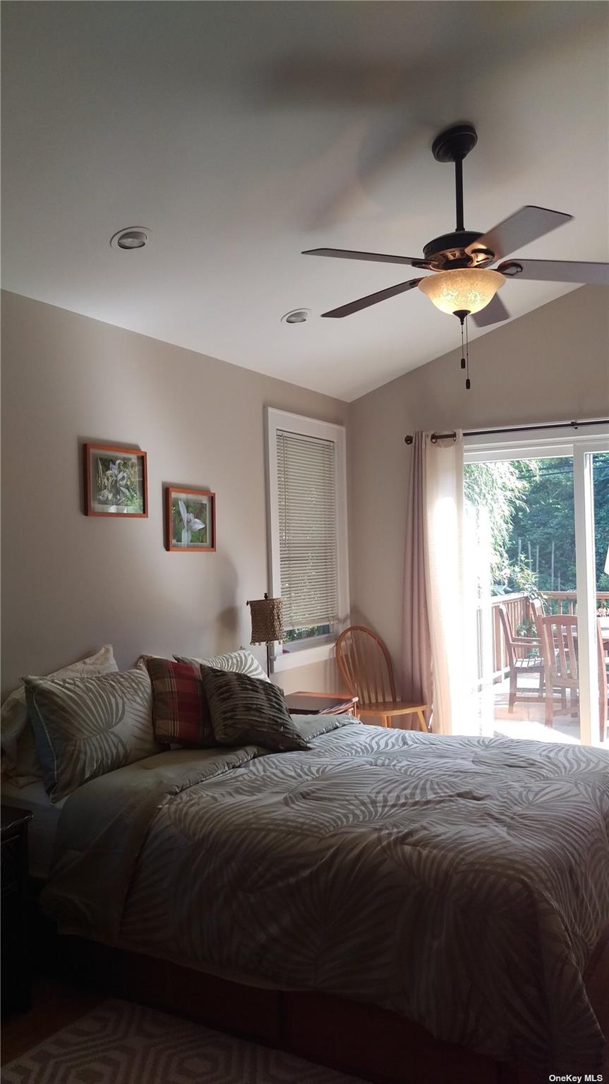 352 Surf Road Property Photo 11