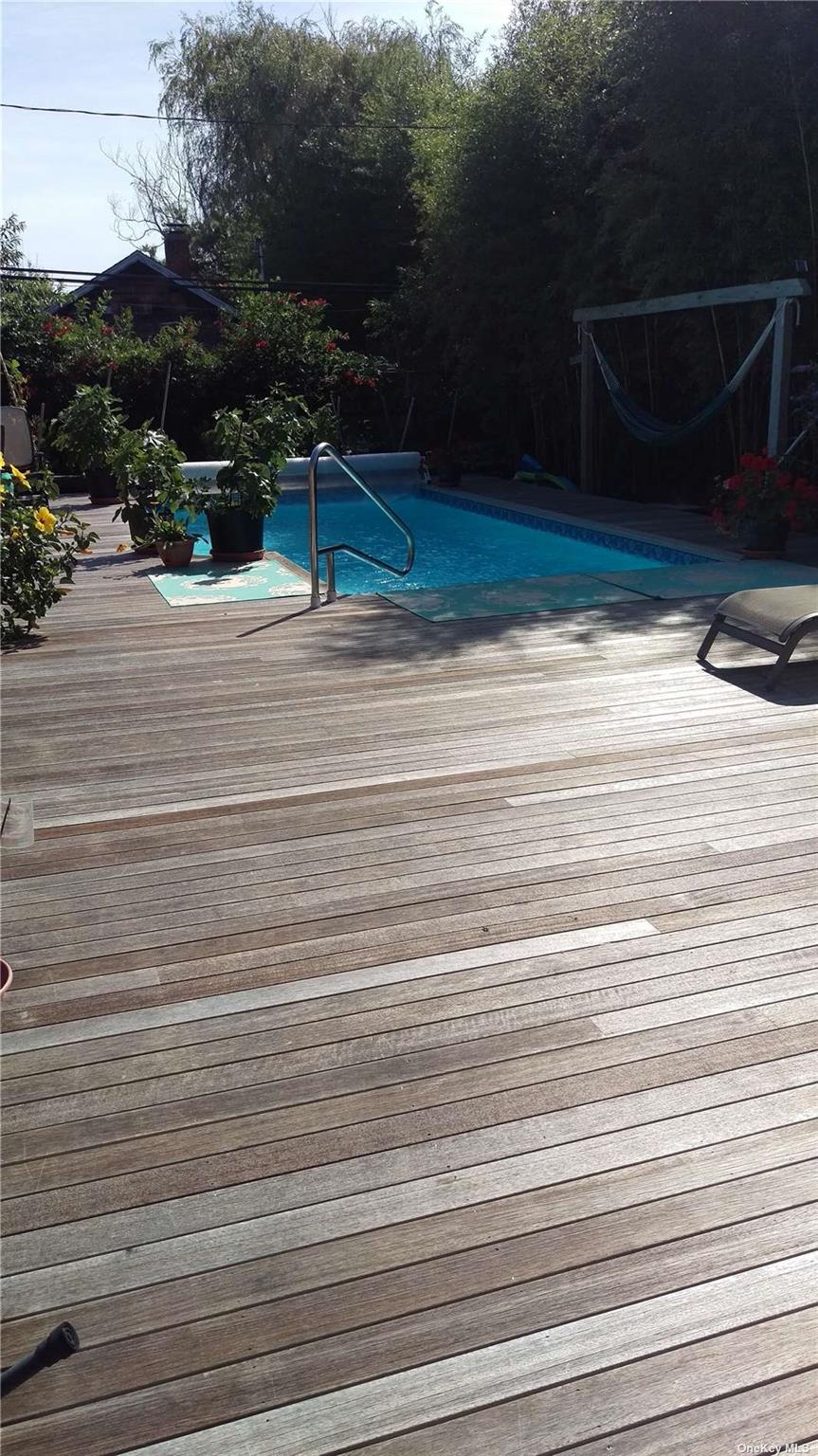 352 Surf Road Property Photo 16