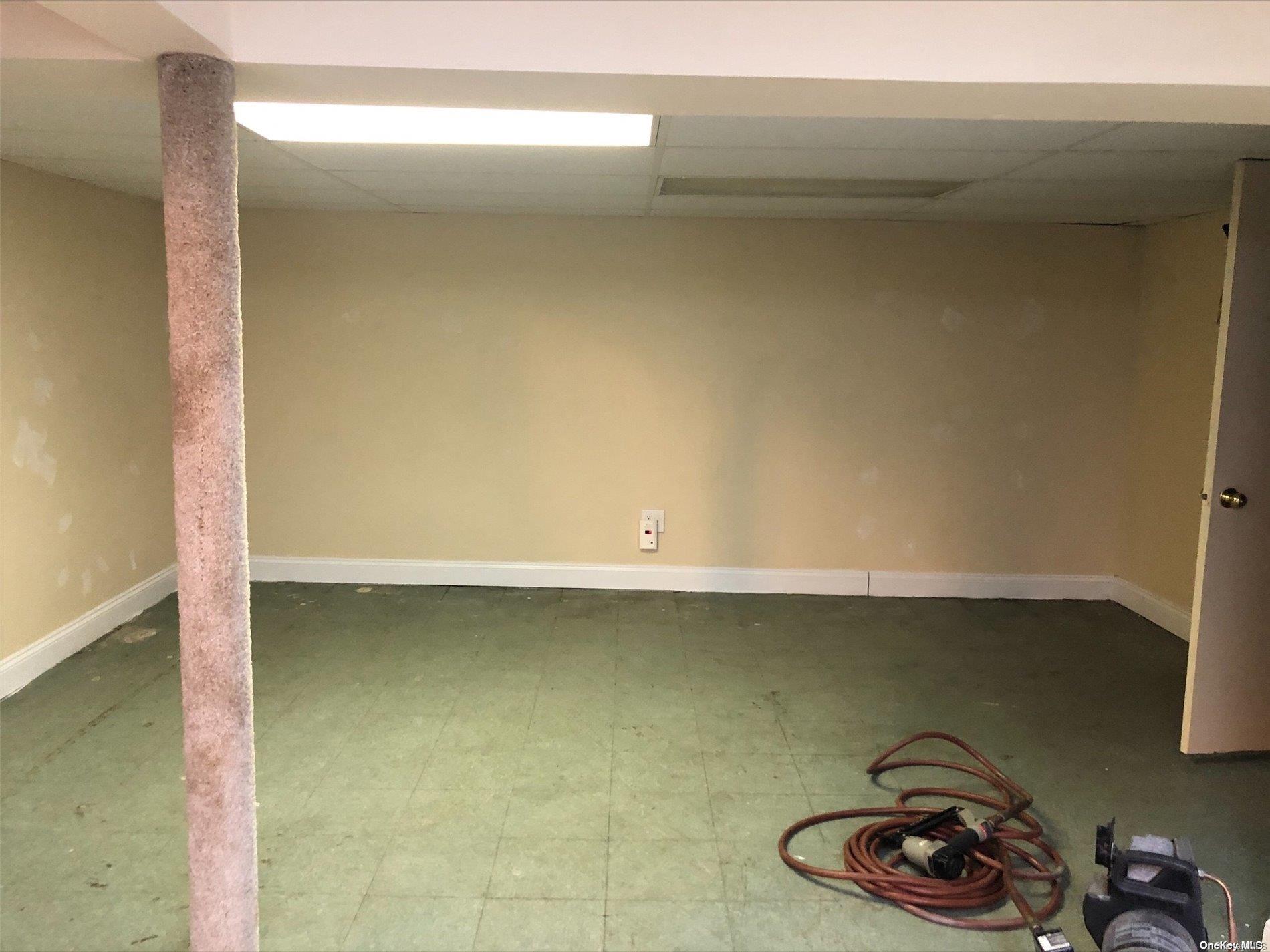 52 W Woodside Avenue Property Photo 21
