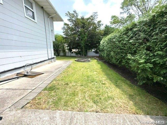 746 Vivian Ct 1 Property Photo 5