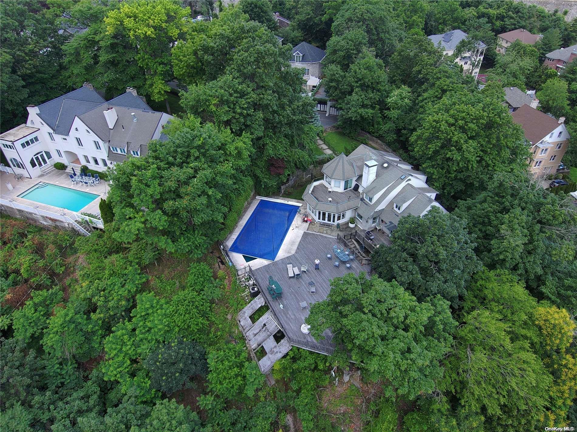 45 East Loop Road Property Photo 22