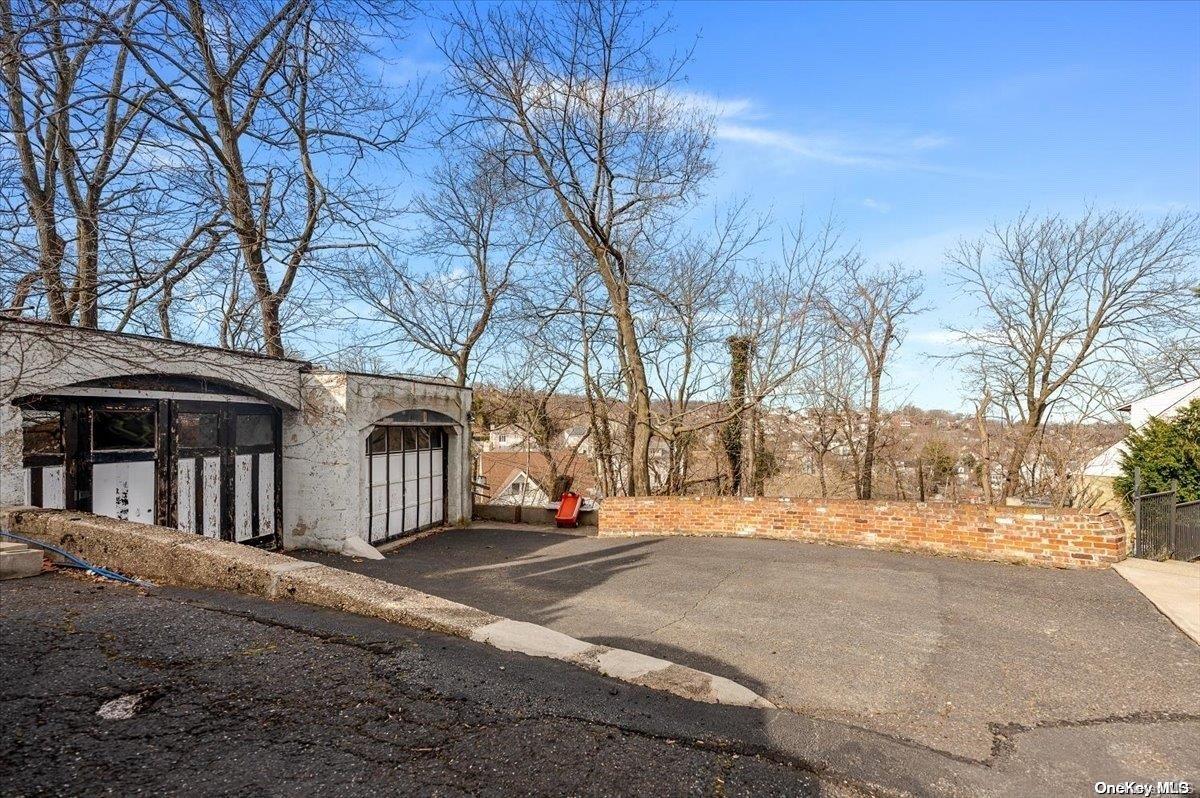 45 East Loop Road Property Photo 31