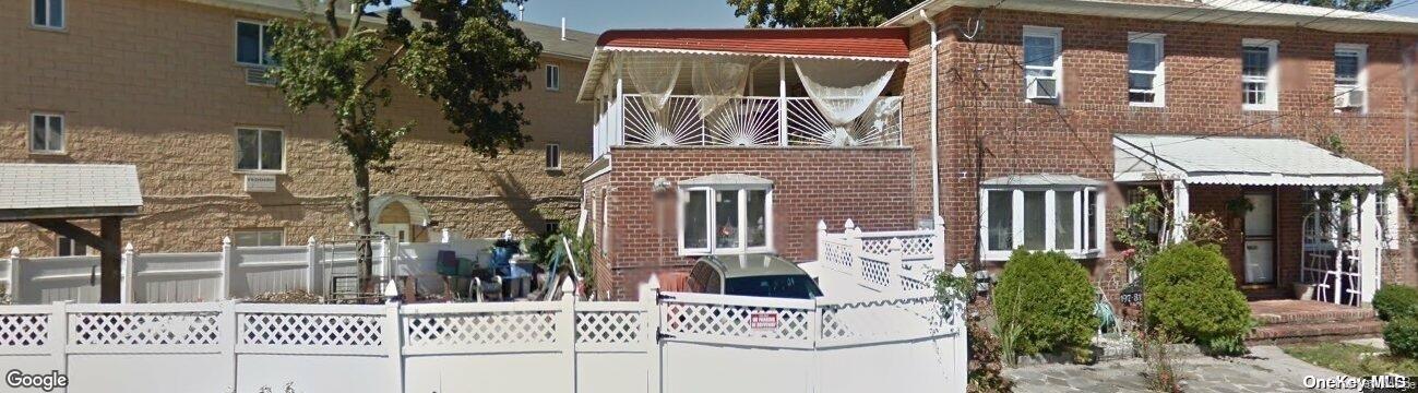 197-31 Carpenter Avenue Property Photo 1