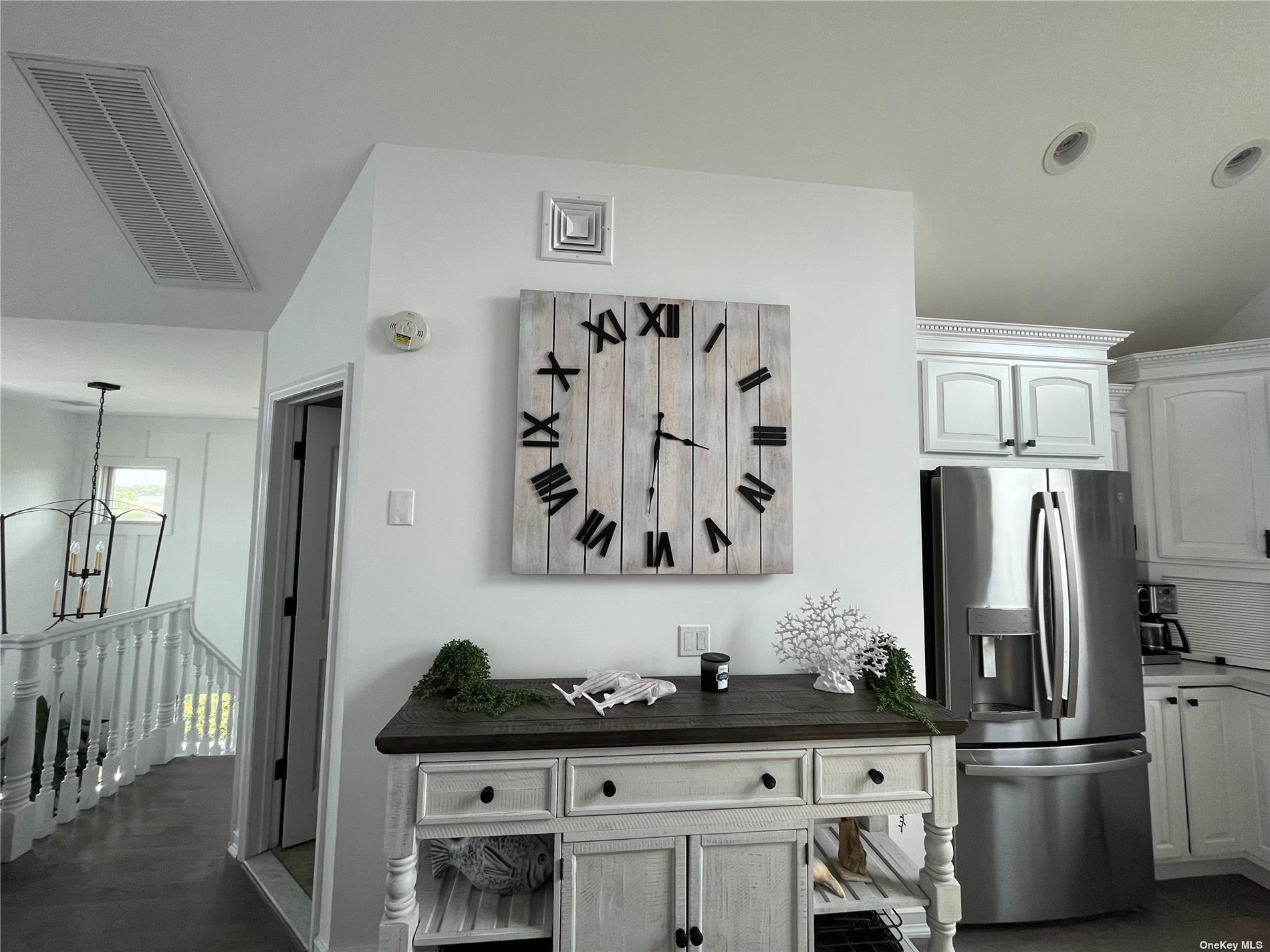 24 Bungalow Walk Property Photo 6