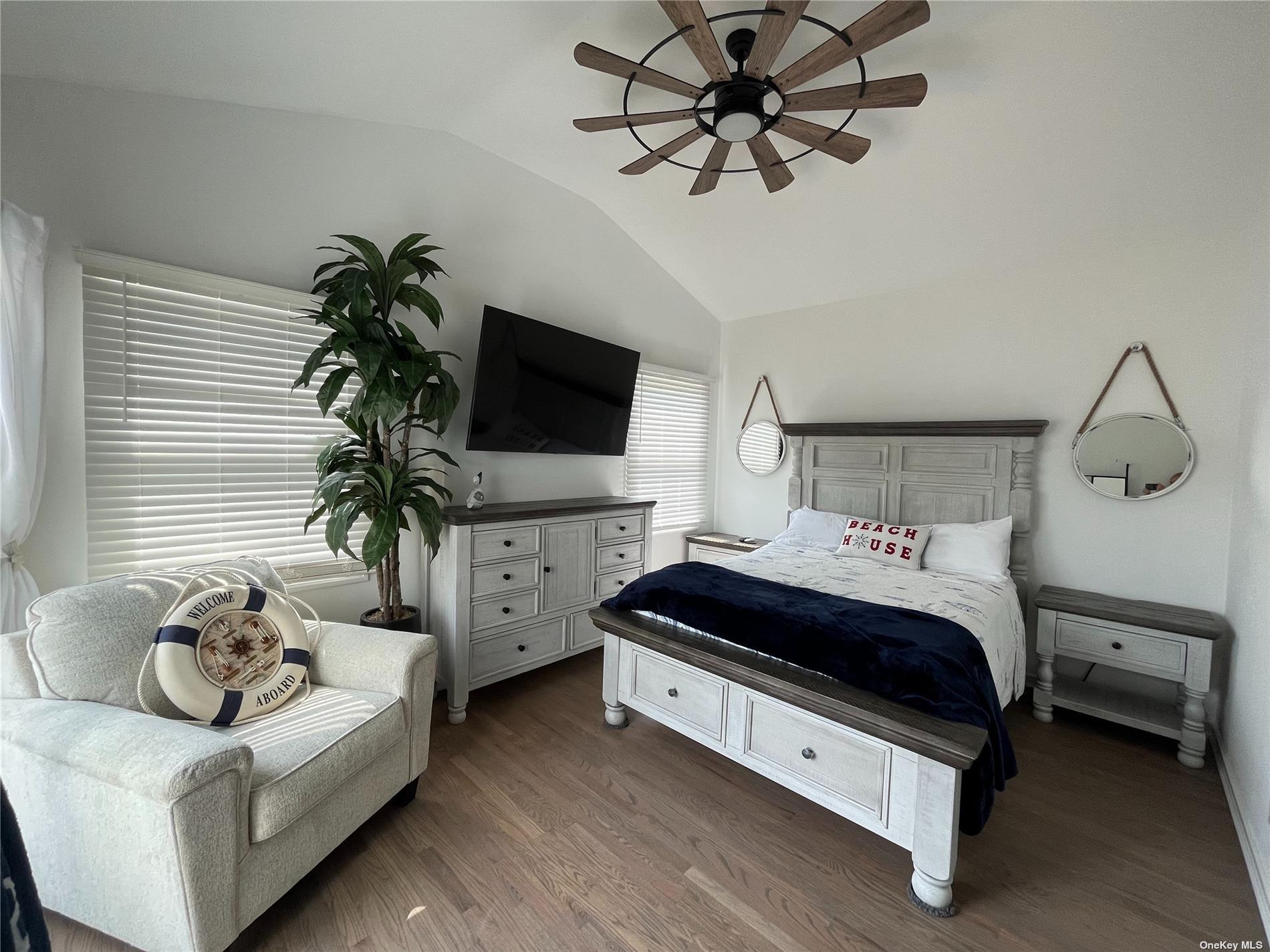 24 Bungalow Walk Property Photo 10