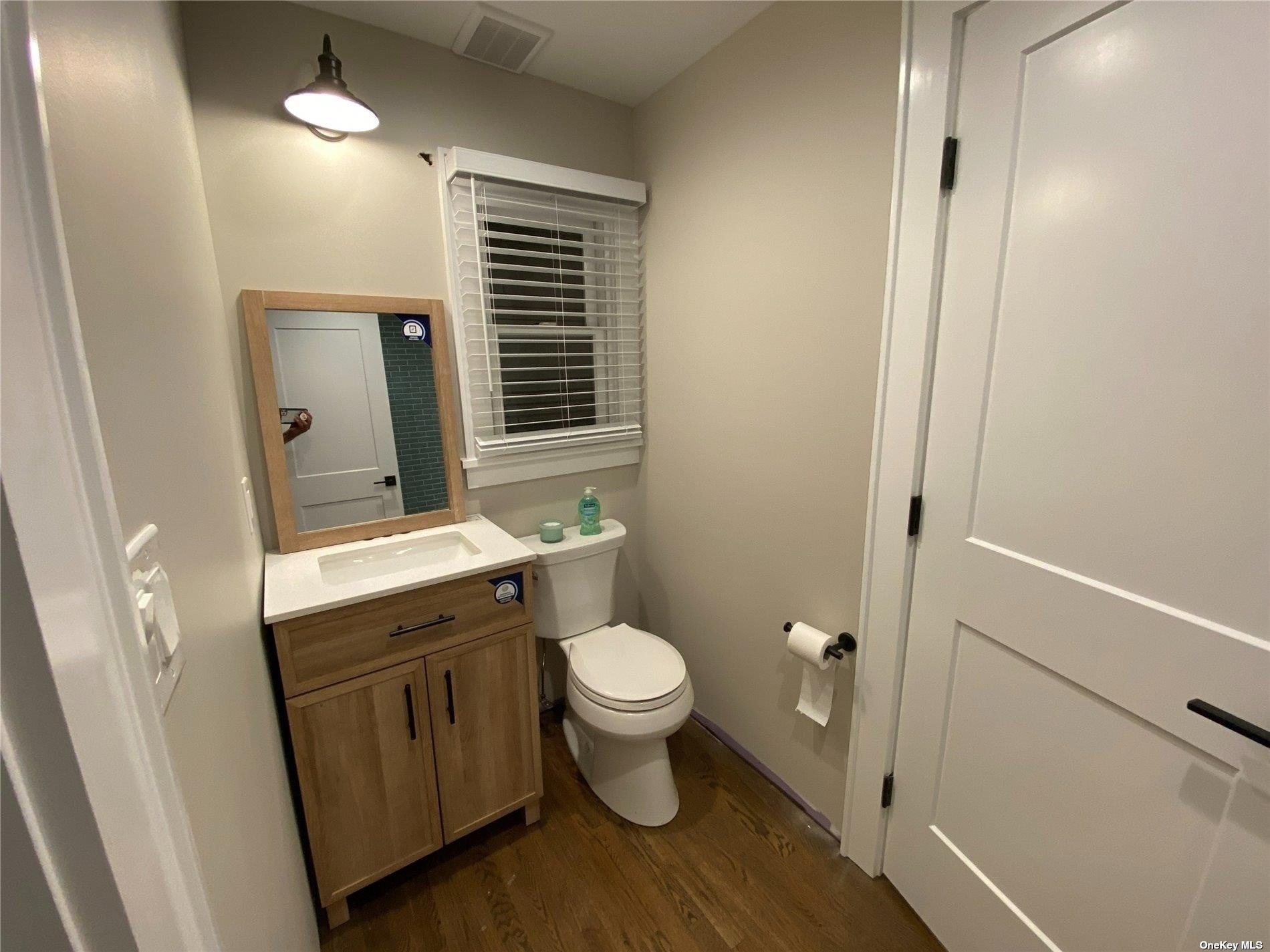 3400 Youngs Avenue Property Photo 11