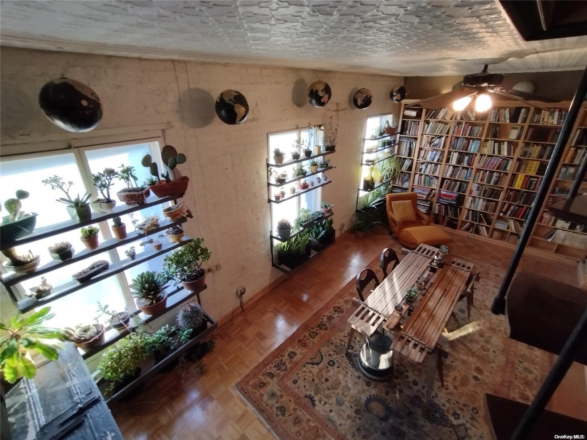 71 Montrose Avenue Property Photo 22