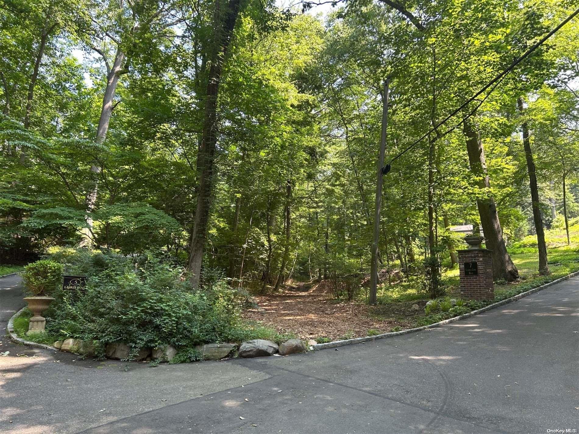 Laurel Cove Road Property Photo