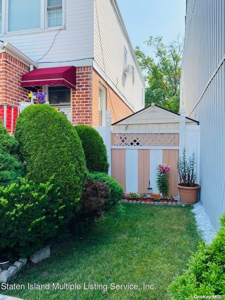 97-47 94 Th Street Property Photo 2