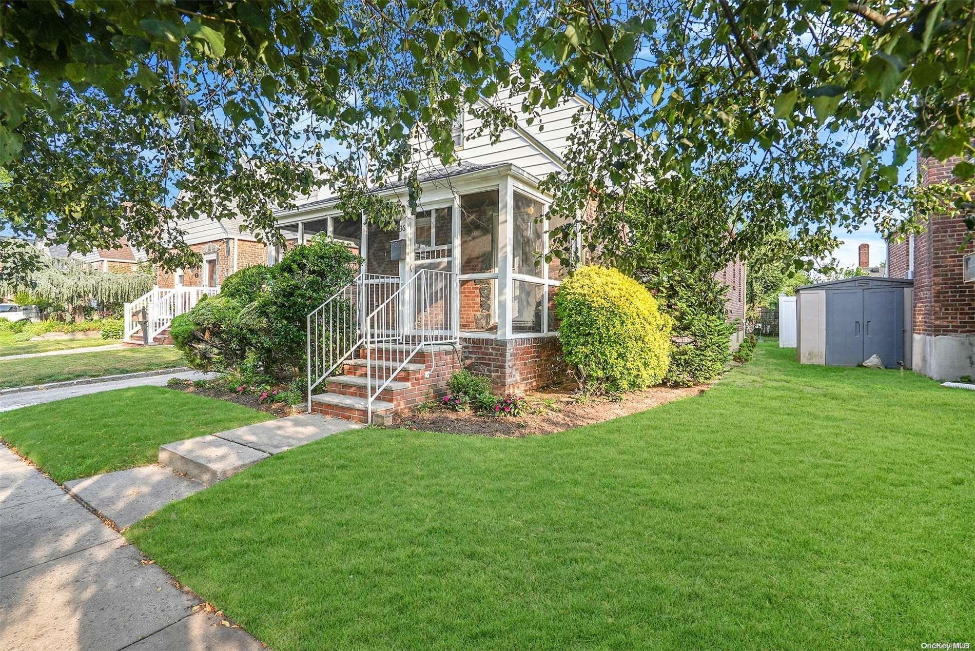 36 Greenwood Pl Property Photo 3