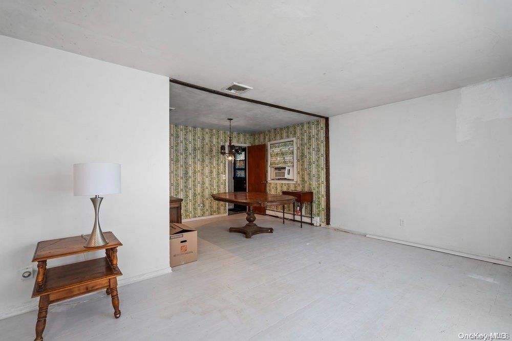 1931 Miller Place Property Photo 7
